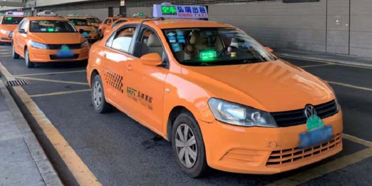 三亚凤凰国际机场租车服务指南